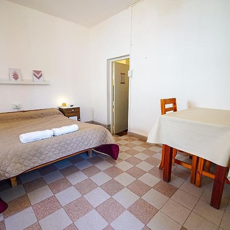 Complejo Puertas Rosas Apartment Villa Carlos Paz Luaran gambar